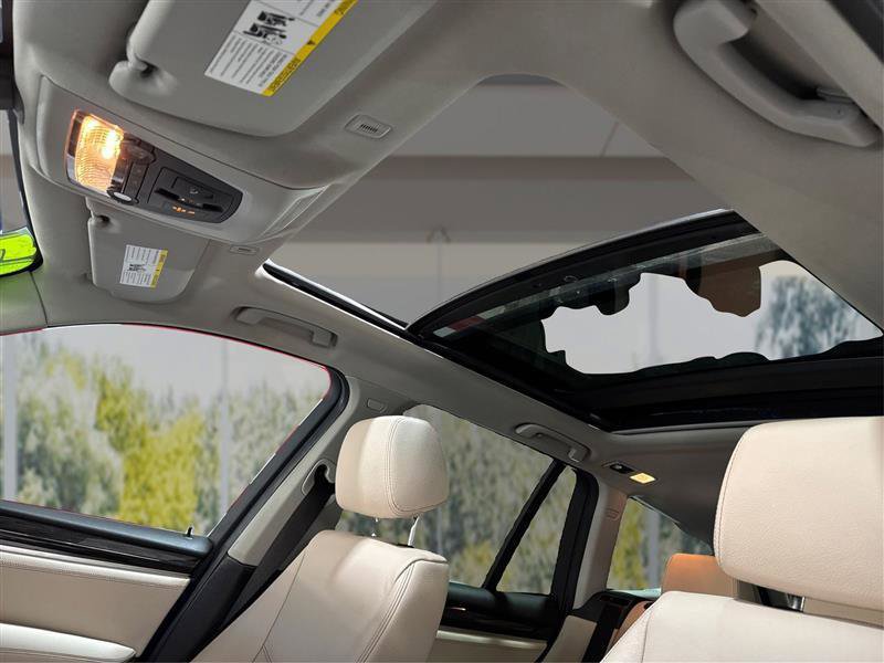 Used 2017 BMW X3 xDrive28i AWD/4WD image 19