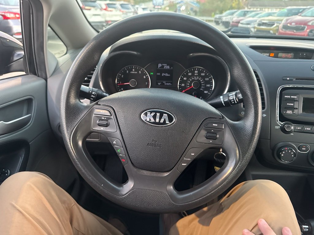 Used 2017 Kia Forte LX FWD image 12