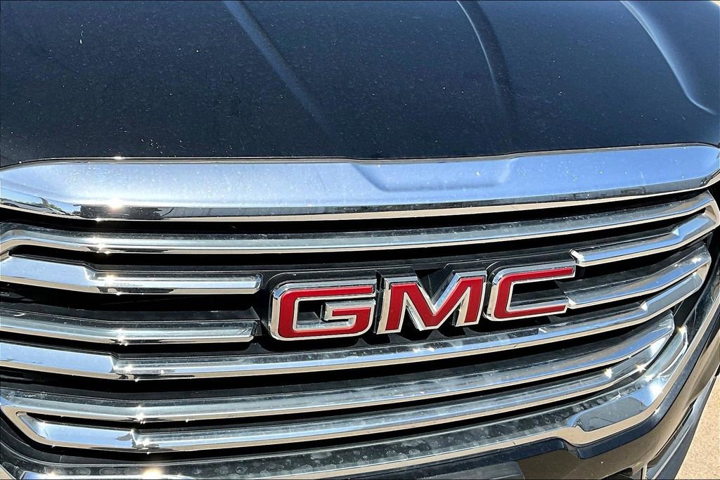 Used 2023 GMC Terrain SLT image 35