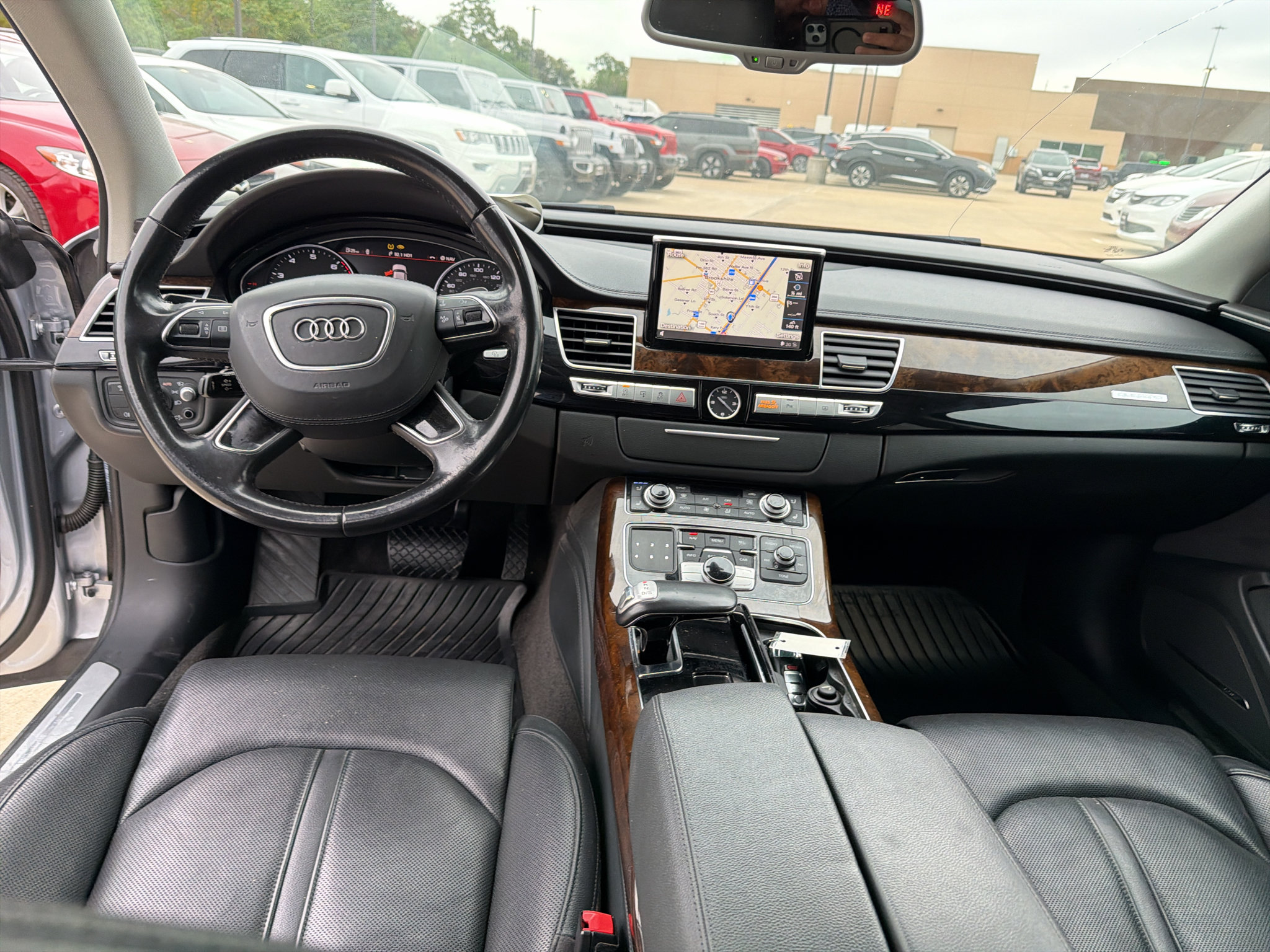 Used 2015 Audi A8 L 4.0T AWD/4WD image 24
