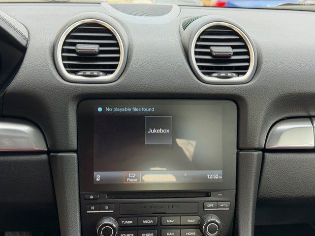 Used 2024 Porsche 718 Cayman image 39