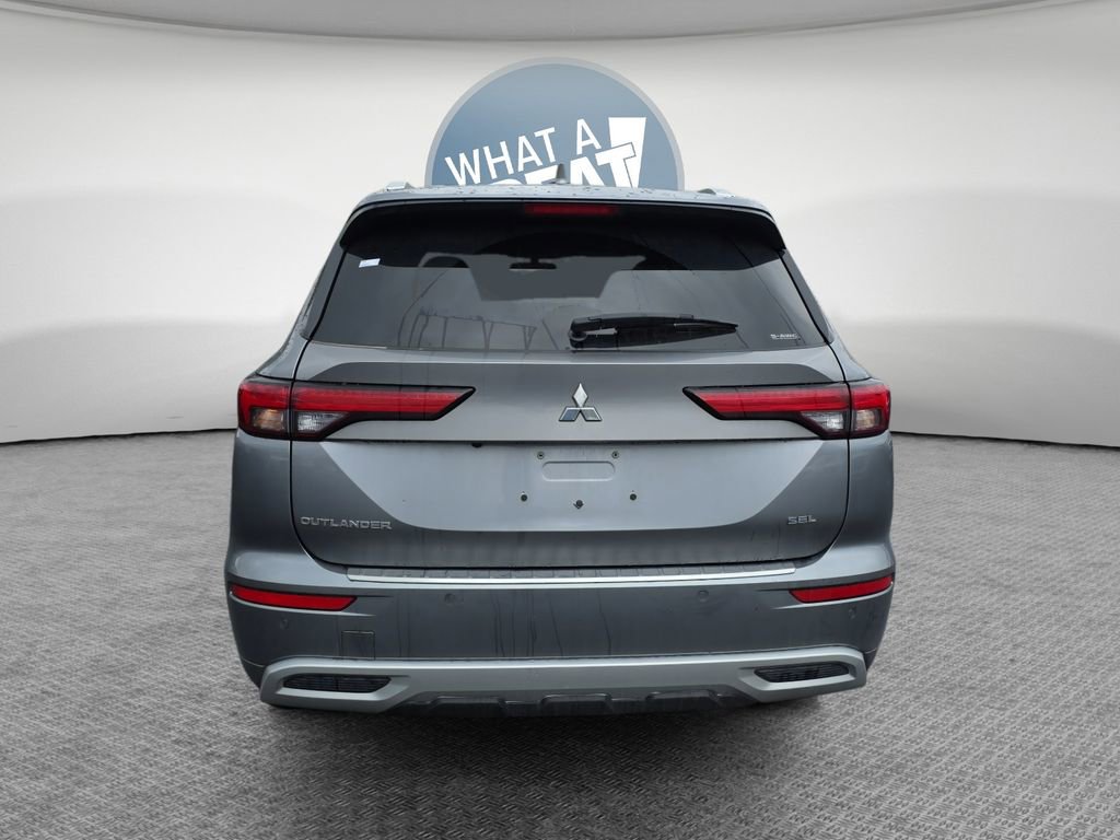 Used 2022 Mitsubishi Outlander SEL AWD/4WD image 4