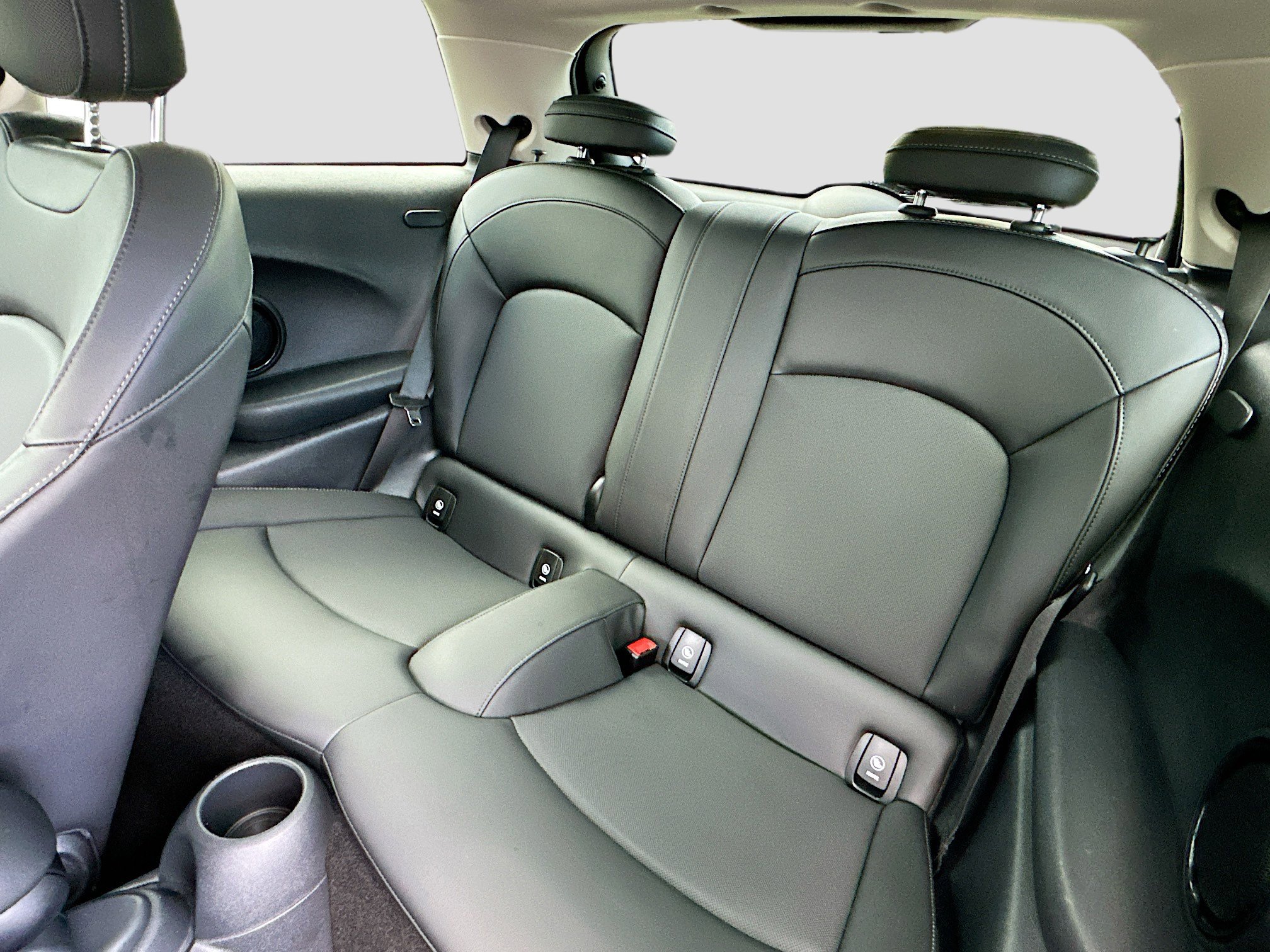 Used 2024 MINI Cooper SE image 25