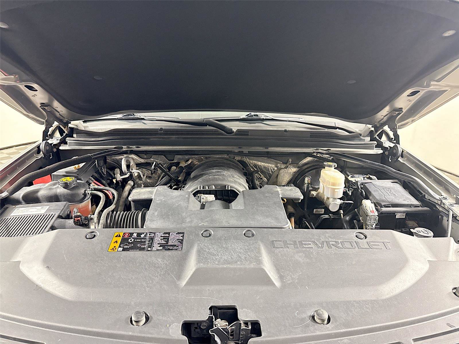 Used 2018 Chevrolet Suburban LT image 25