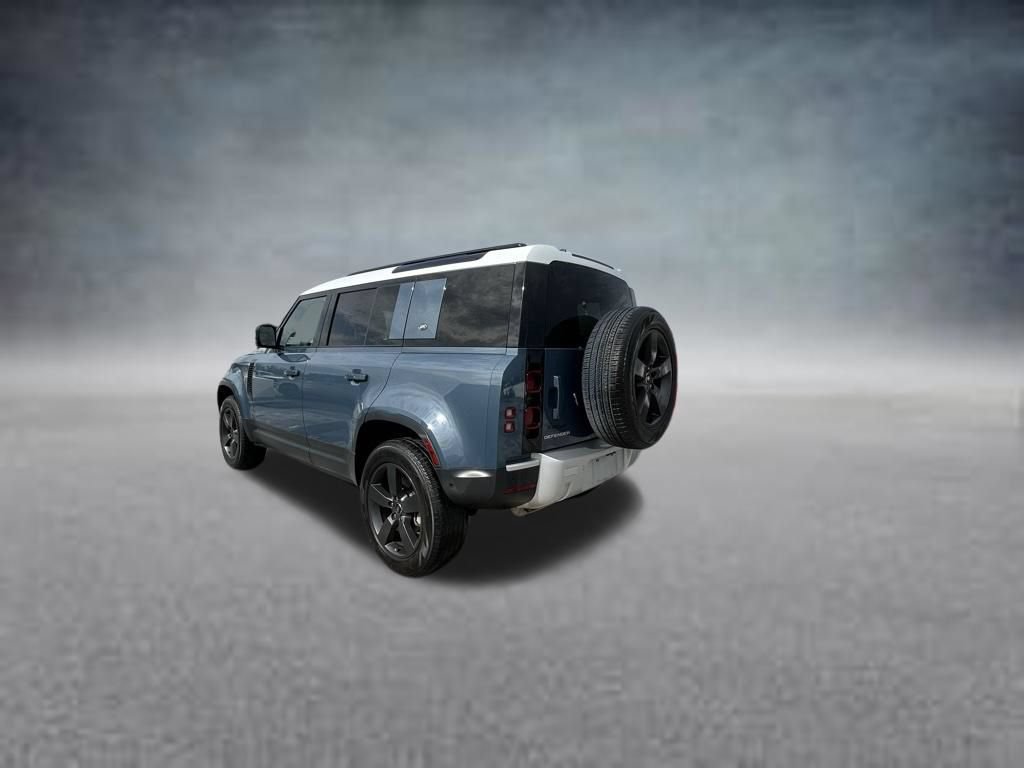 Used 2024 Land Rover Defender 110 S AWD/4WD image 5