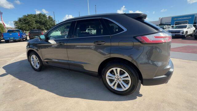 Used 2019 Ford Edge SEL w/ Equipment Group 201A FWD image 6
