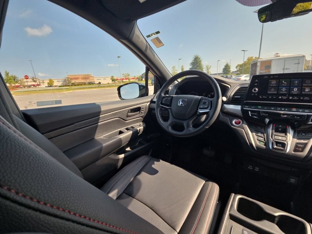 Used 2026 Honda Odyssey Sport-L image 22