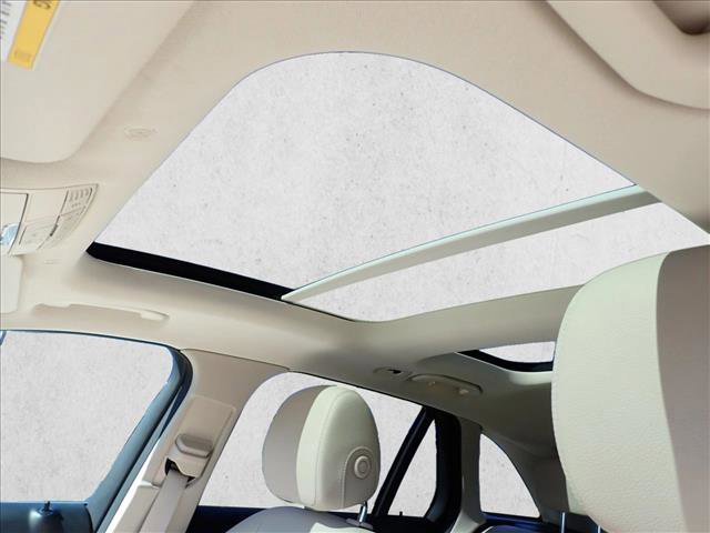 Used 2022 Mercedes-Benz GLC 300 4MATIC image 13