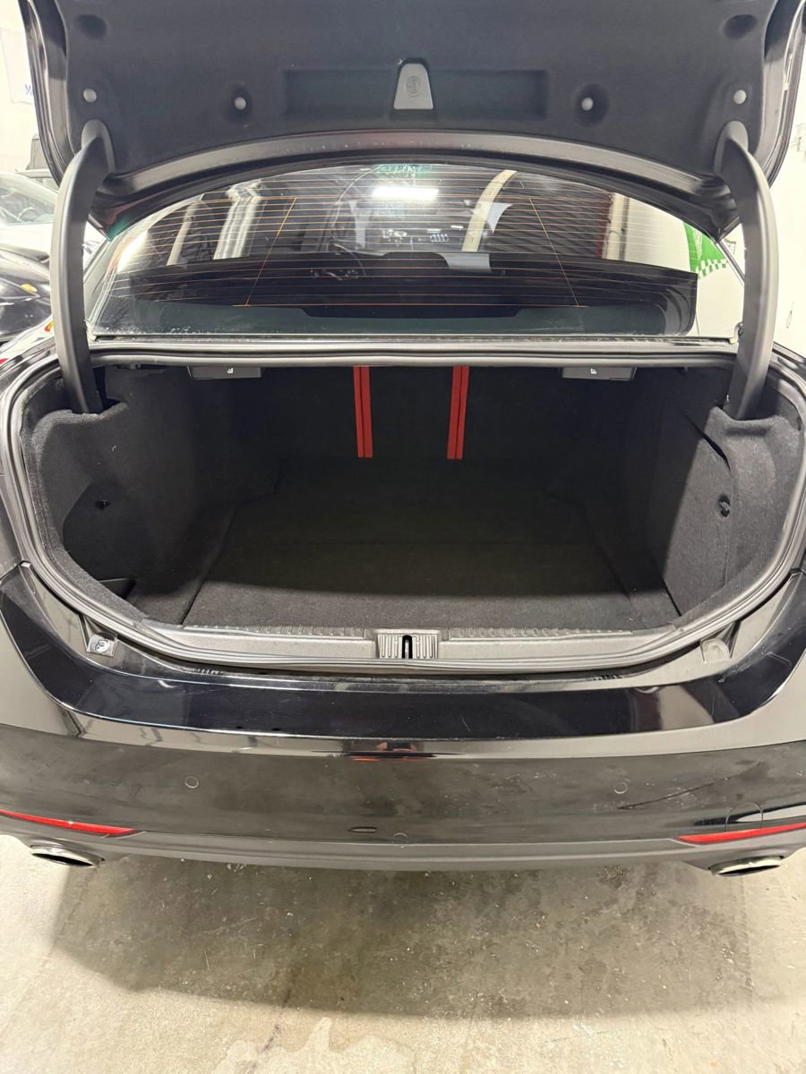 Used 2021 Alfa Romeo Giulia Sprint w/ Nero Edizione image 16