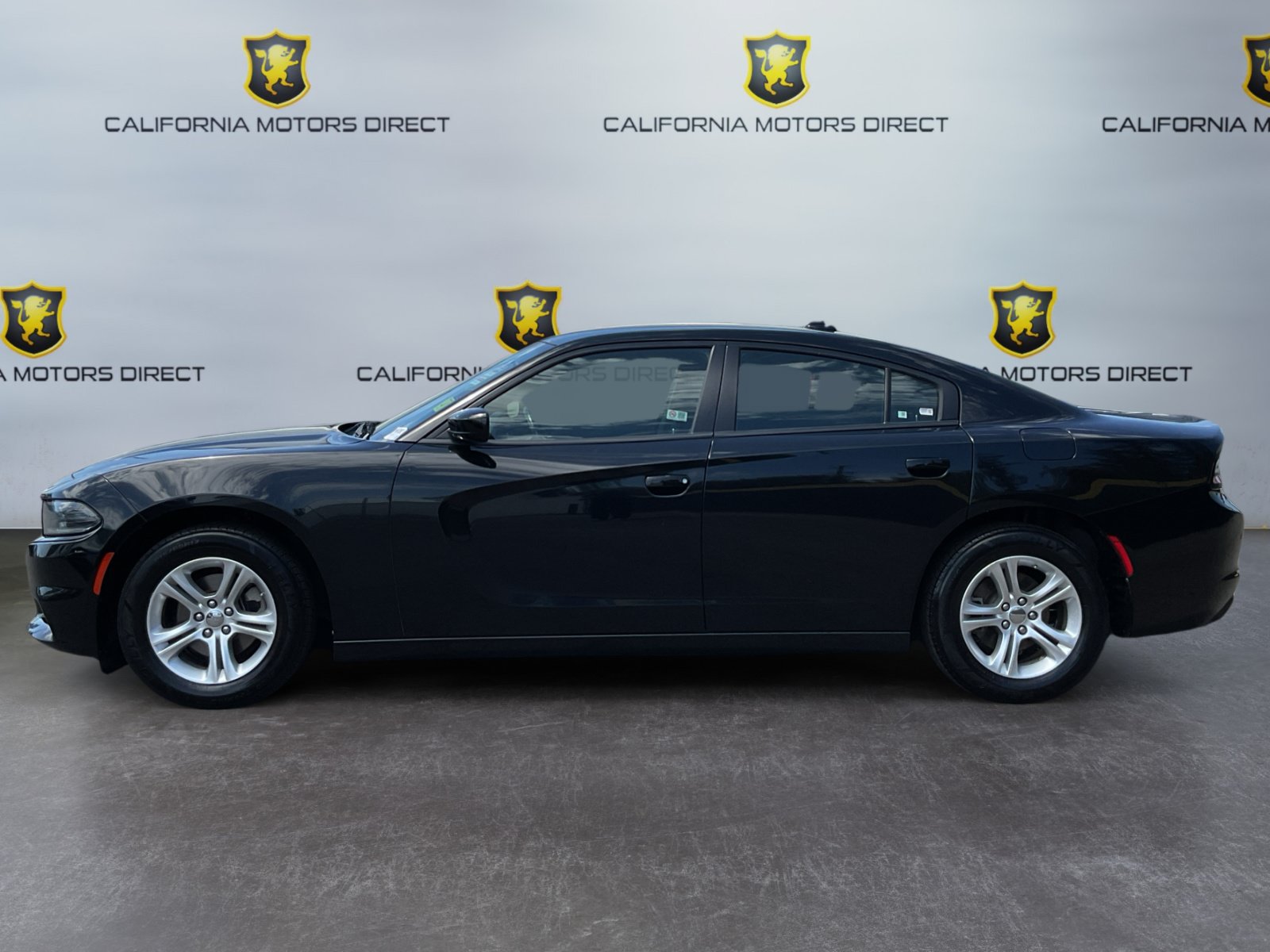 Used 2023 Dodge Charger SXT RWD image 8
