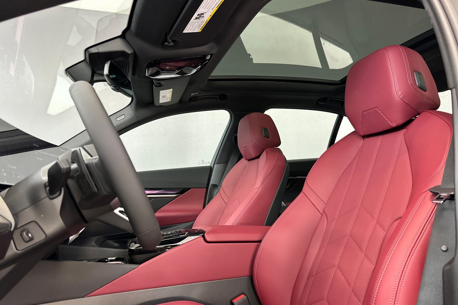 New 2027 BMW 550e xDrive AWD/4WD image 21