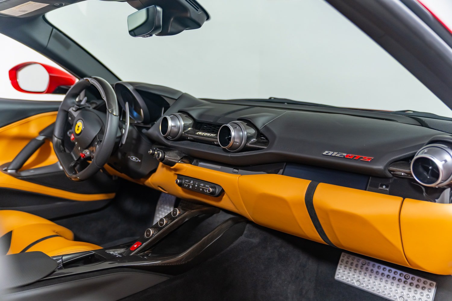 Certified 2023 Ferrari 812 GTS RWD image 40