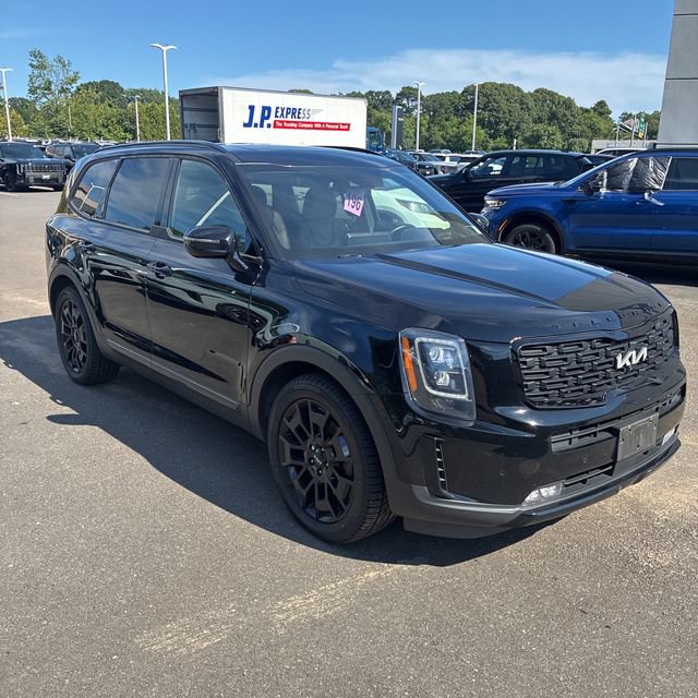 Used 2022 Kia Telluride SX w/ SX Prestige Package AWD/4WD image 2