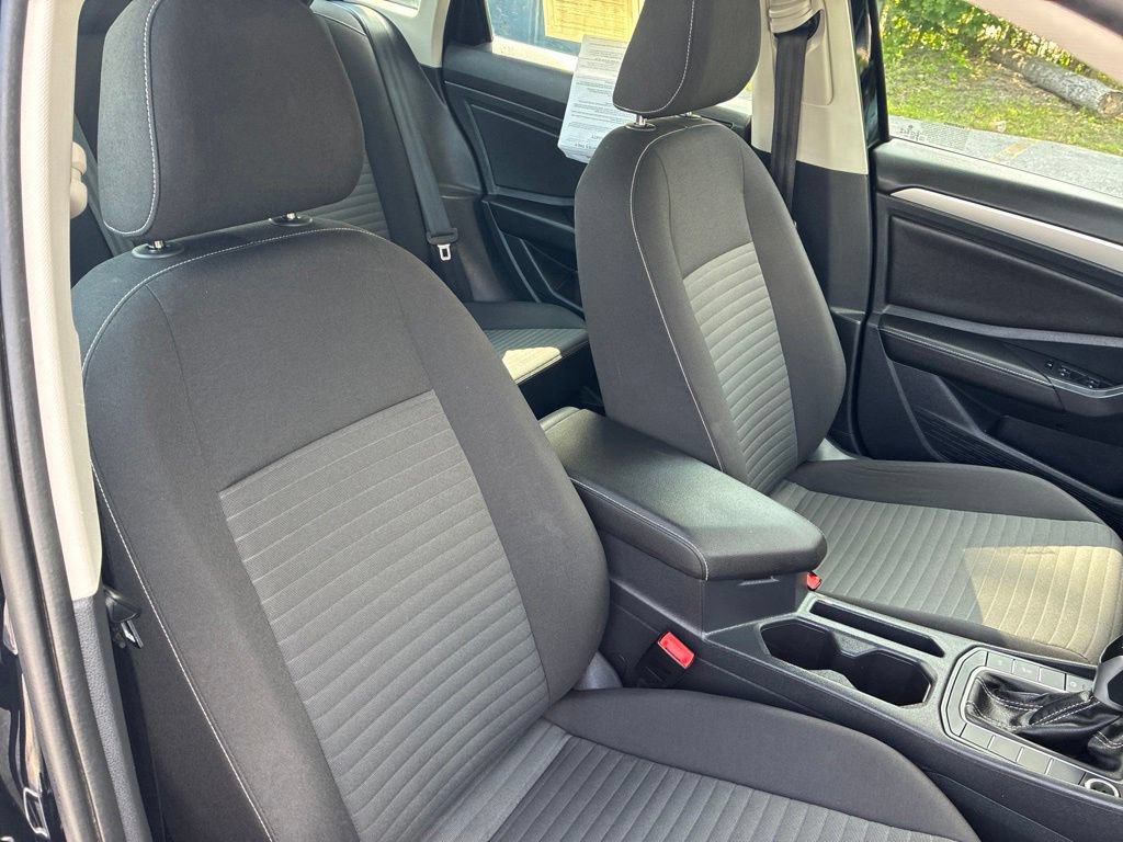 Used 2024 Volkswagen Jetta S FWD image 37