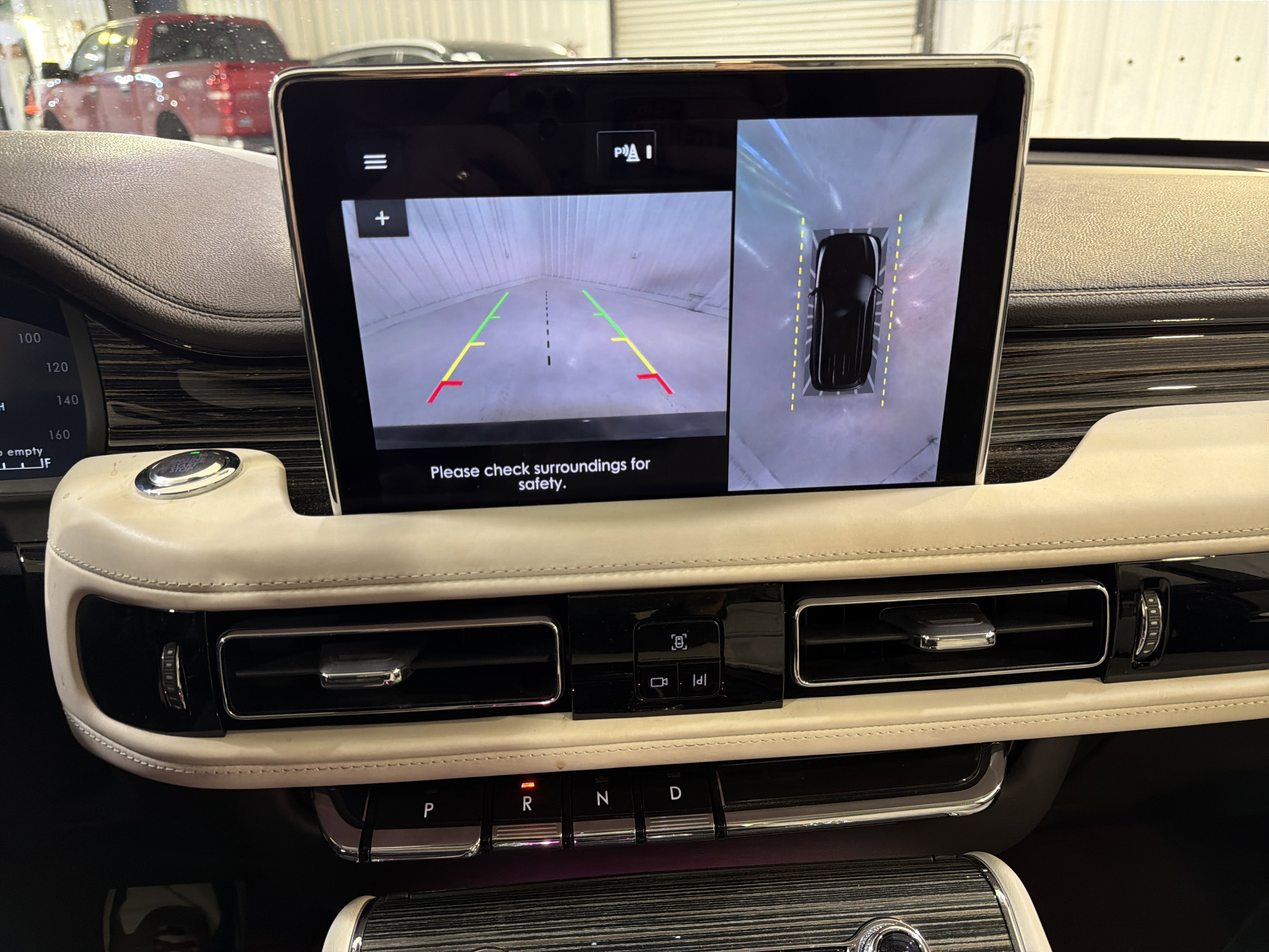 Used 2023 Lincoln Aviator Black Label AWD/4WD image 18