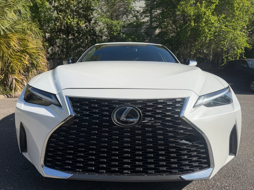 Used 2022 Lexus IS 300 w/ Accessory Package RWD image 3