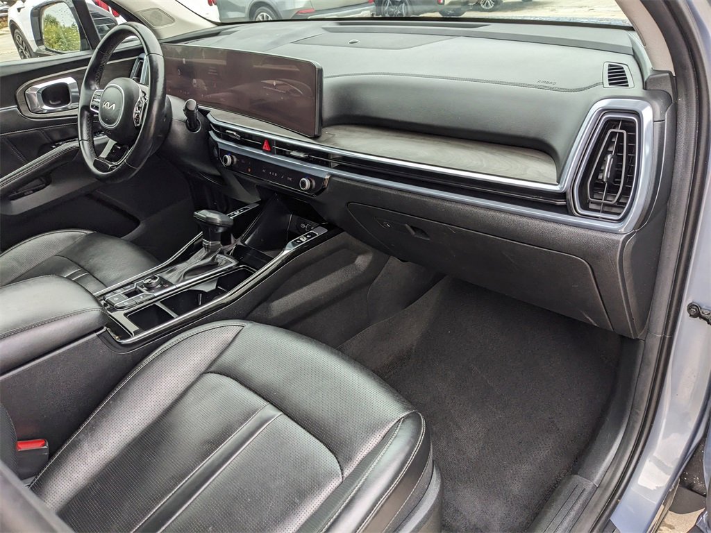 Certified 2024 Kia Sorento SX image 15