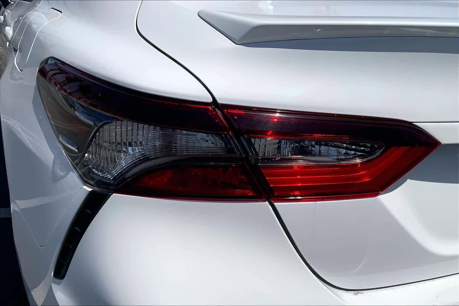 Used 2021 Toyota Camry SE FWD image 27
