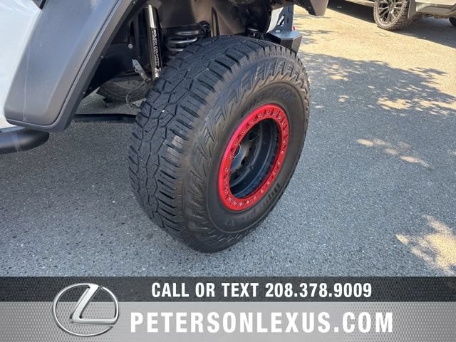 Used 2018 Jeep Wrangler Unlimited Rubicon AWD/4WD image 11