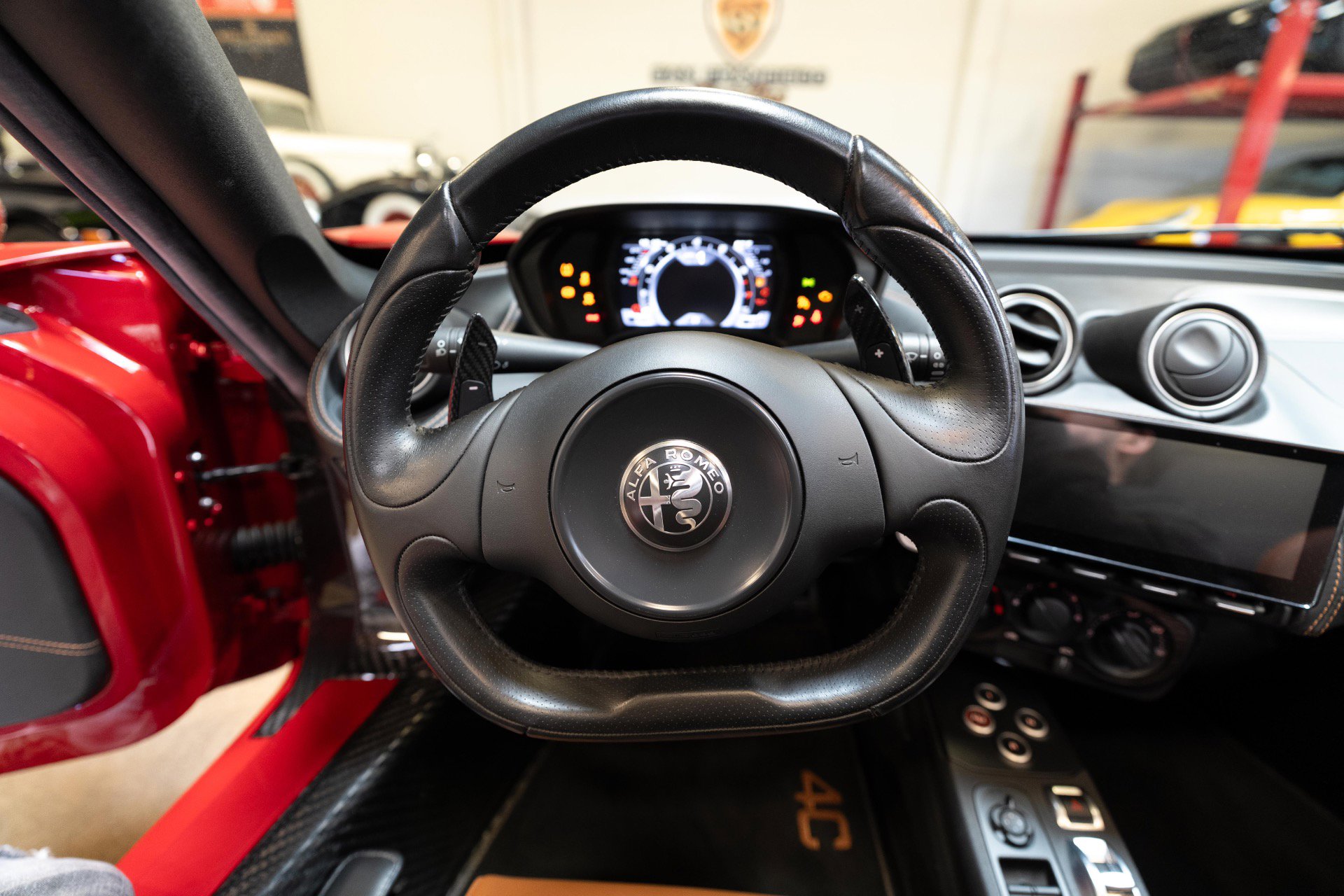 Used 2018 Alfa Romeo 4C Spider w/ Convenience Group - Spider image 79