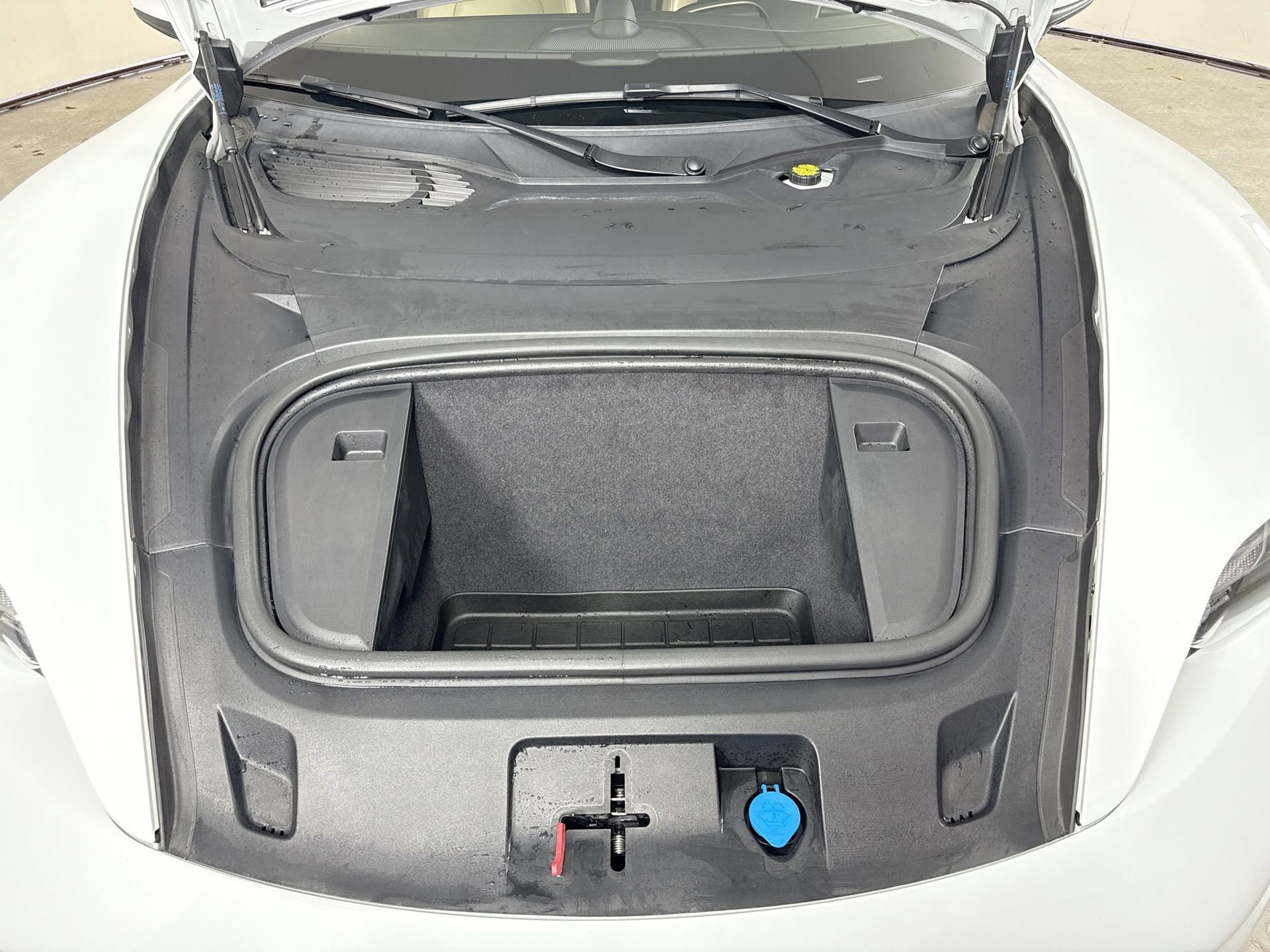 Used 2020 Porsche Taycan 4S AWD/4WD image 21