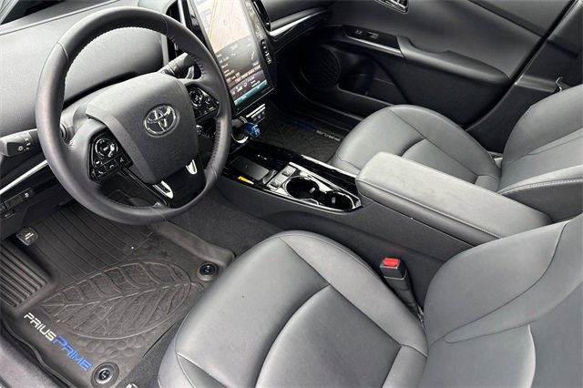 Used 2020 Toyota Prius Prime XLE image 12
