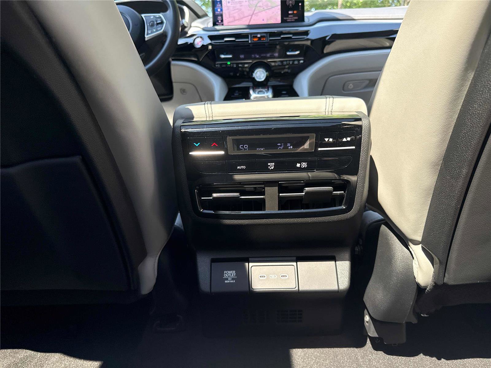 Used 2025 Acura MDX FWD w/ Technology Package image 29