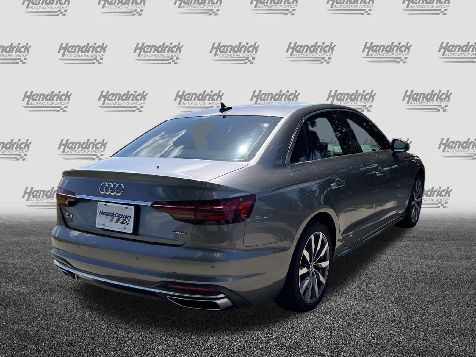Used 2022 Audi A4 2.0T Premium w/ Convenience Package AWD/4WD image 11