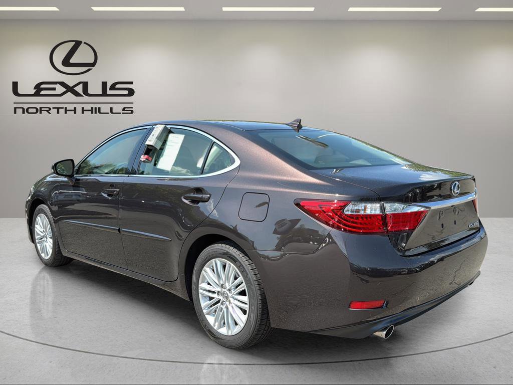 Used 2014 Lexus ES 350 w/ Luxury Package FWD image 8