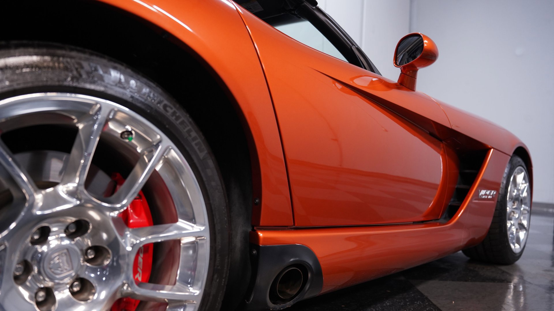 Used 2010 Dodge Viper SRT-10 image 25