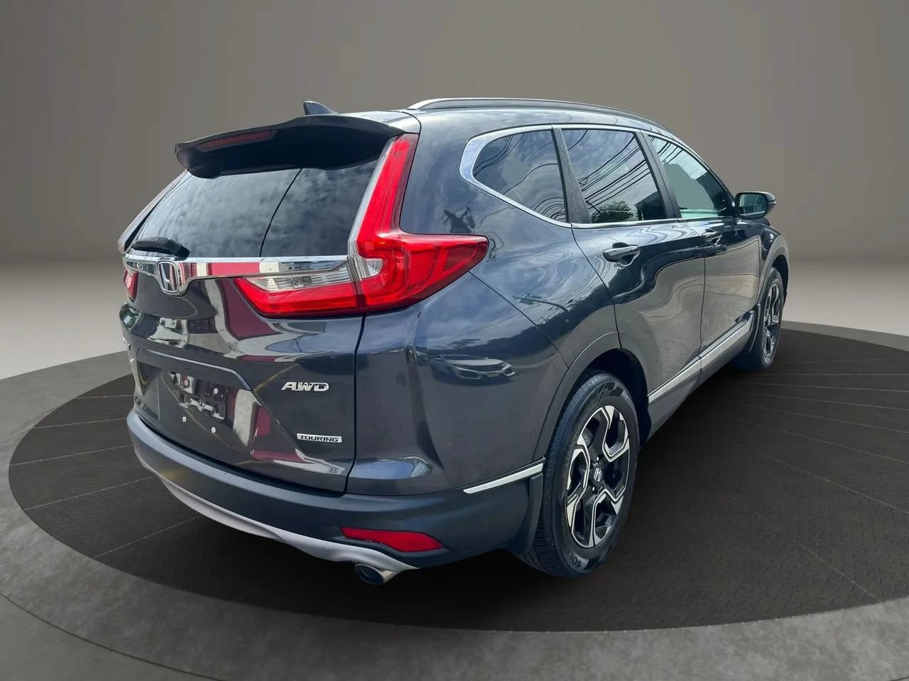 Used 2018 Honda CR-V Touring image 5