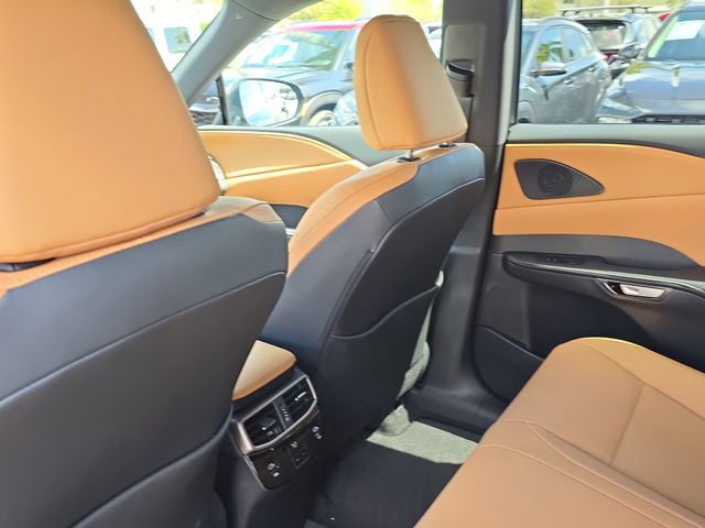 Used 2025 Lexus RX 350 FWD w/ Technology Package image 13