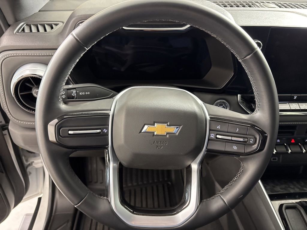 Used 2024 Chevrolet Colorado LT image 29