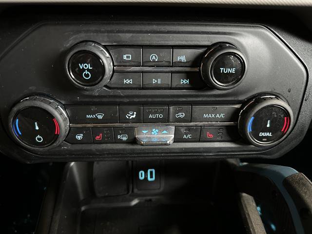 Used 2022 Ford Bronco Wildtrak image 18