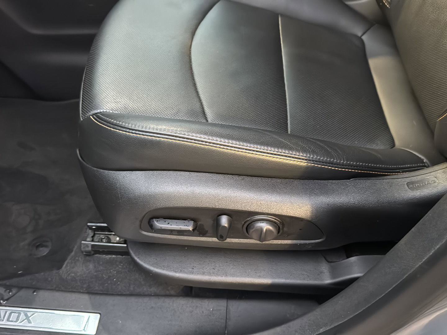 Used 2019 Chevrolet Equinox Premier image 27