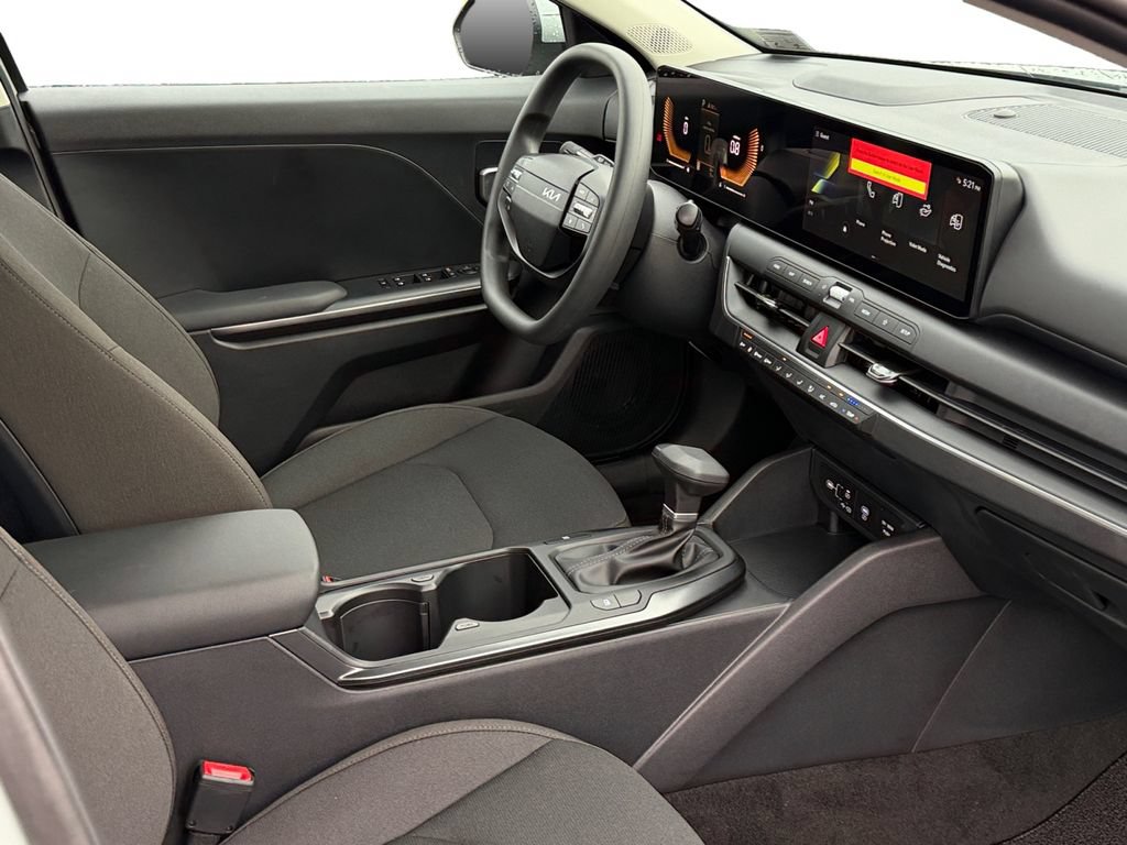 New 2026 Kia K4 FWD image 5
