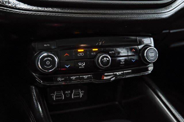 Used 2022 Dodge Durango SXT image 24