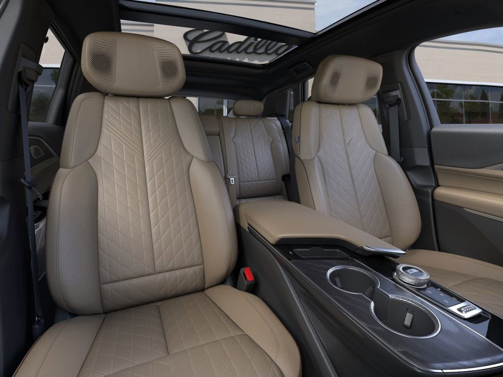 New 2026 Cadillac Lyriq V image 16