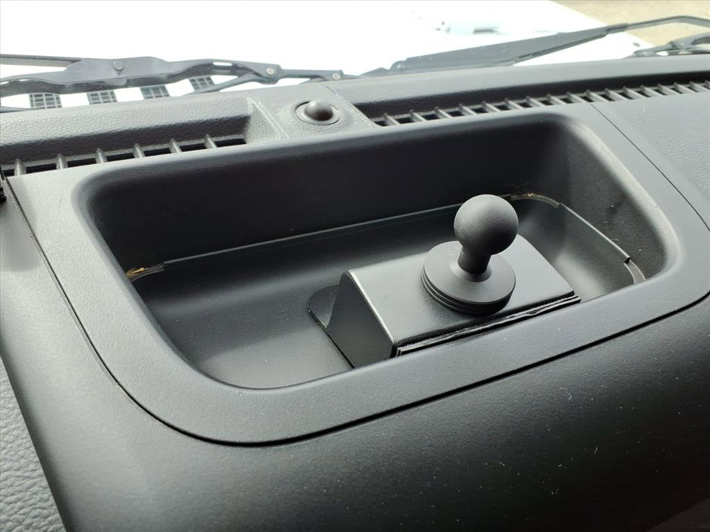 Used 2018 Jeep Wrangler Unlimited Sahara AWD/4WD image 23