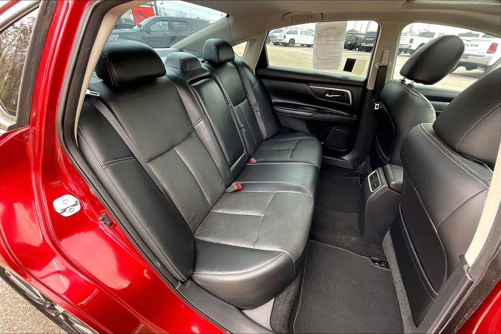 Used 2016 Nissan Altima 2.5 SL w/ Moonroof Package image 27