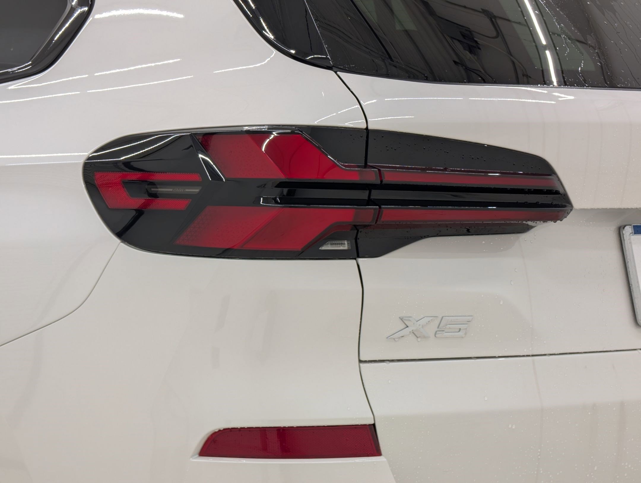 New 2026 BMW X5 sDrive40i image 13