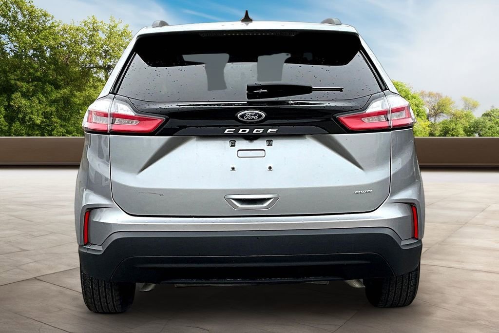 Used 2024 Ford Edge SE image 4