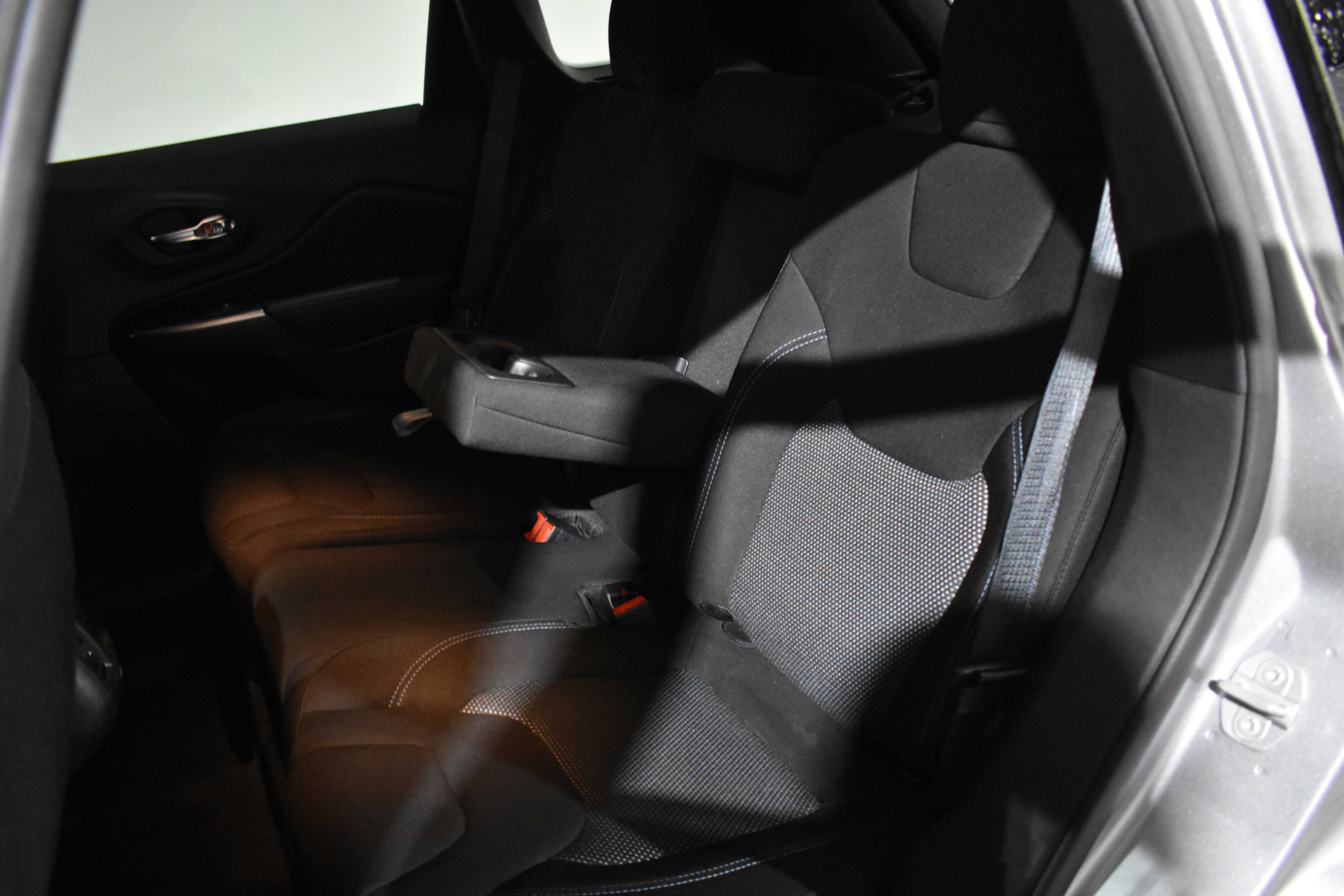 Used 2021 Jeep Cherokee Latitude image 25