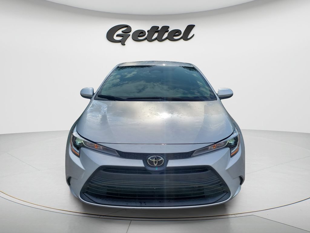 Certified 2023 Toyota Corolla LE FWD image 2