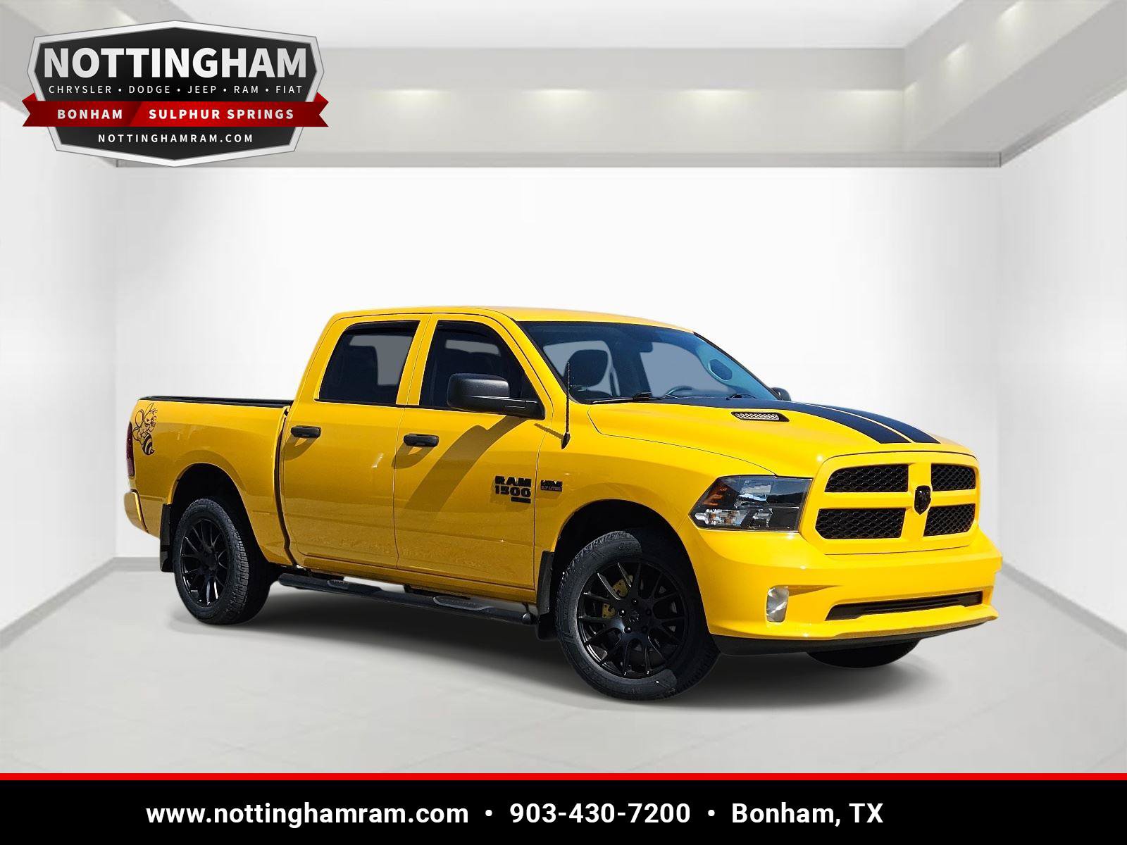 Used 2019 RAM 1500 Express w/ Express Value Package AWD/4WD image 1