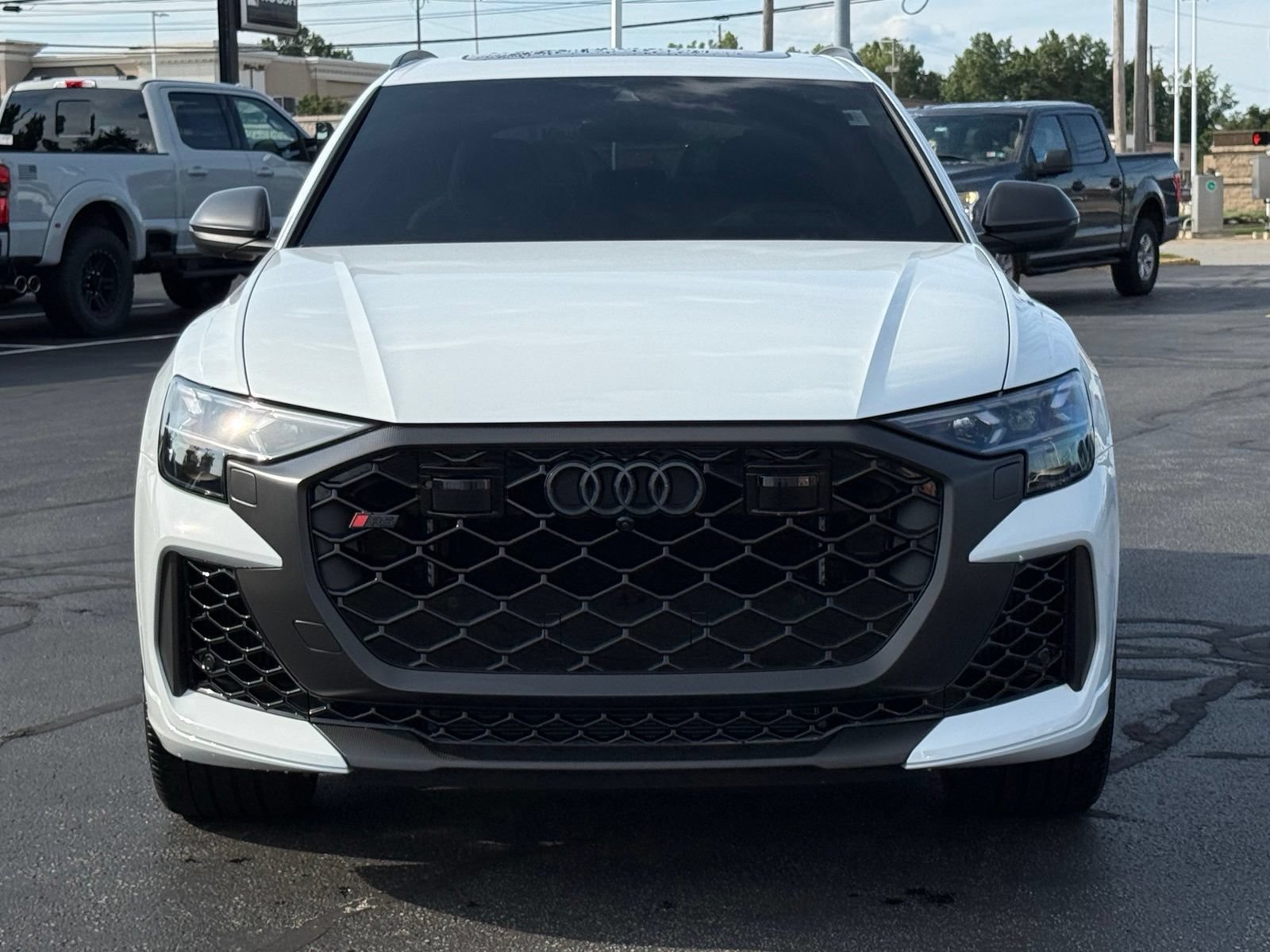Used 2026 Audi RS Q8 performance AWD/4WD image 9