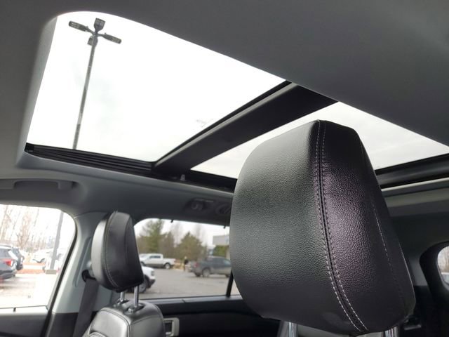 Certified 2023 Ford Explorer Limited w/ Limited Technology Package image 11