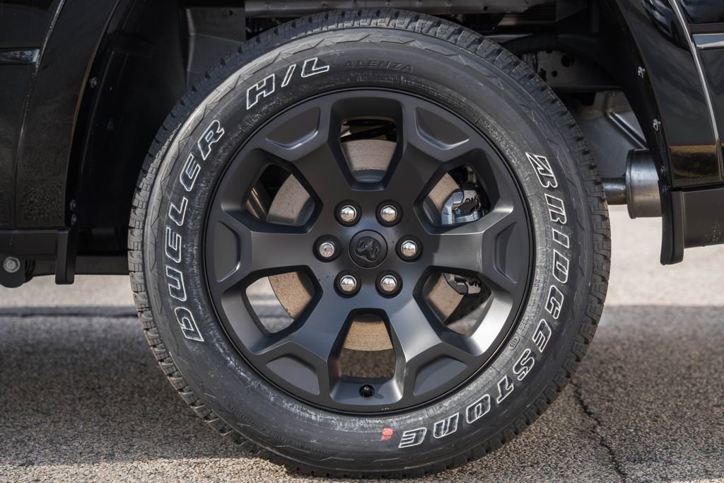 New 2026 RAM 1500 4x4 Crew Cab image 22