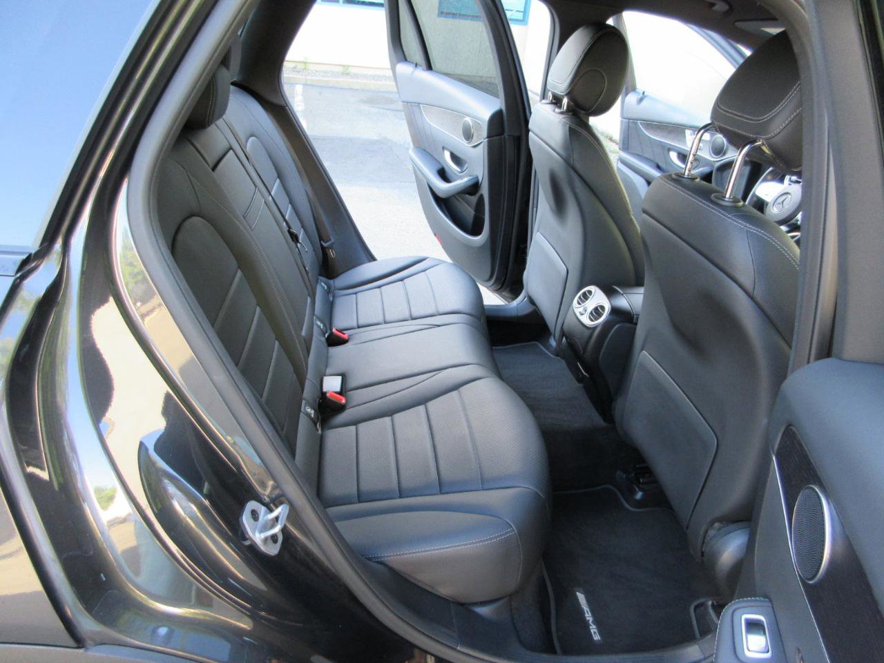 Used 2022 Mercedes-Benz GLC 300 4MATIC image 33