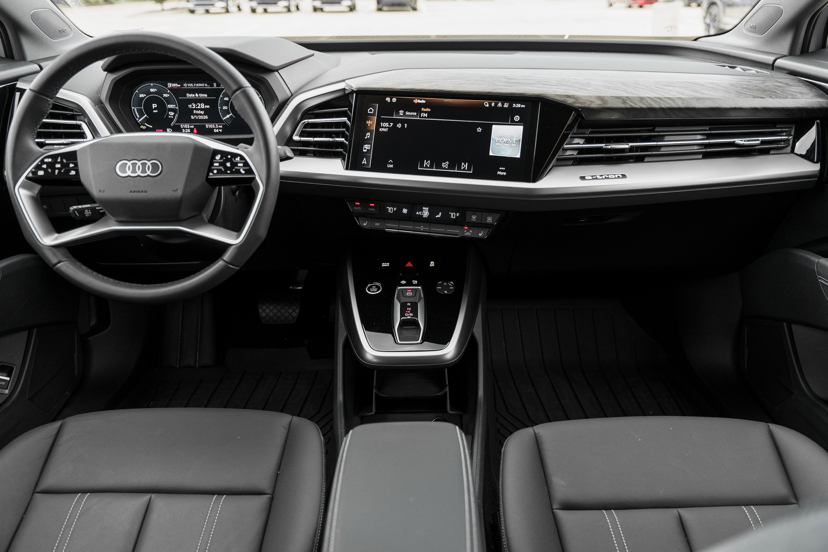 Certified 2025 Audi Q4 e-tron Premium Plus w/ Premium Plus AWD/4WD image 8